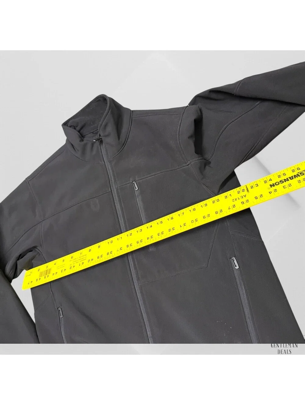 TUMI Tech Mens L Black Softshell Jacket Full Zip Windbreaker Outdoor Travel Coat